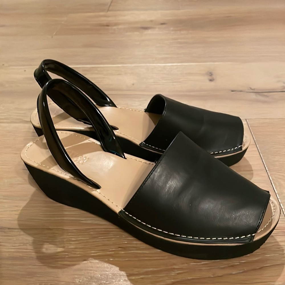 Kenneth Cole Platform Sandals.